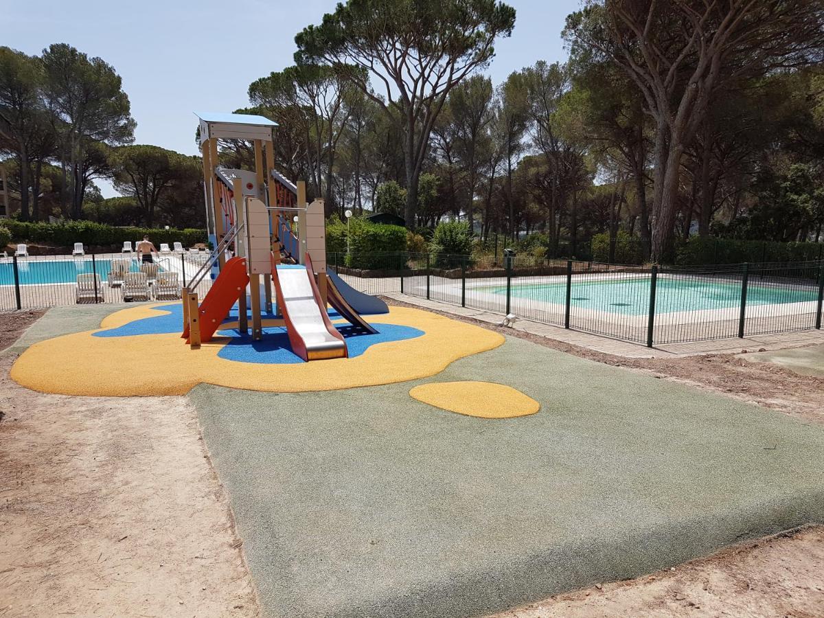 Grand T3 - Terrasse Les Pieds Dans L'Eau - Climatisation Apartment Saint-Raphael  Bagian luar foto